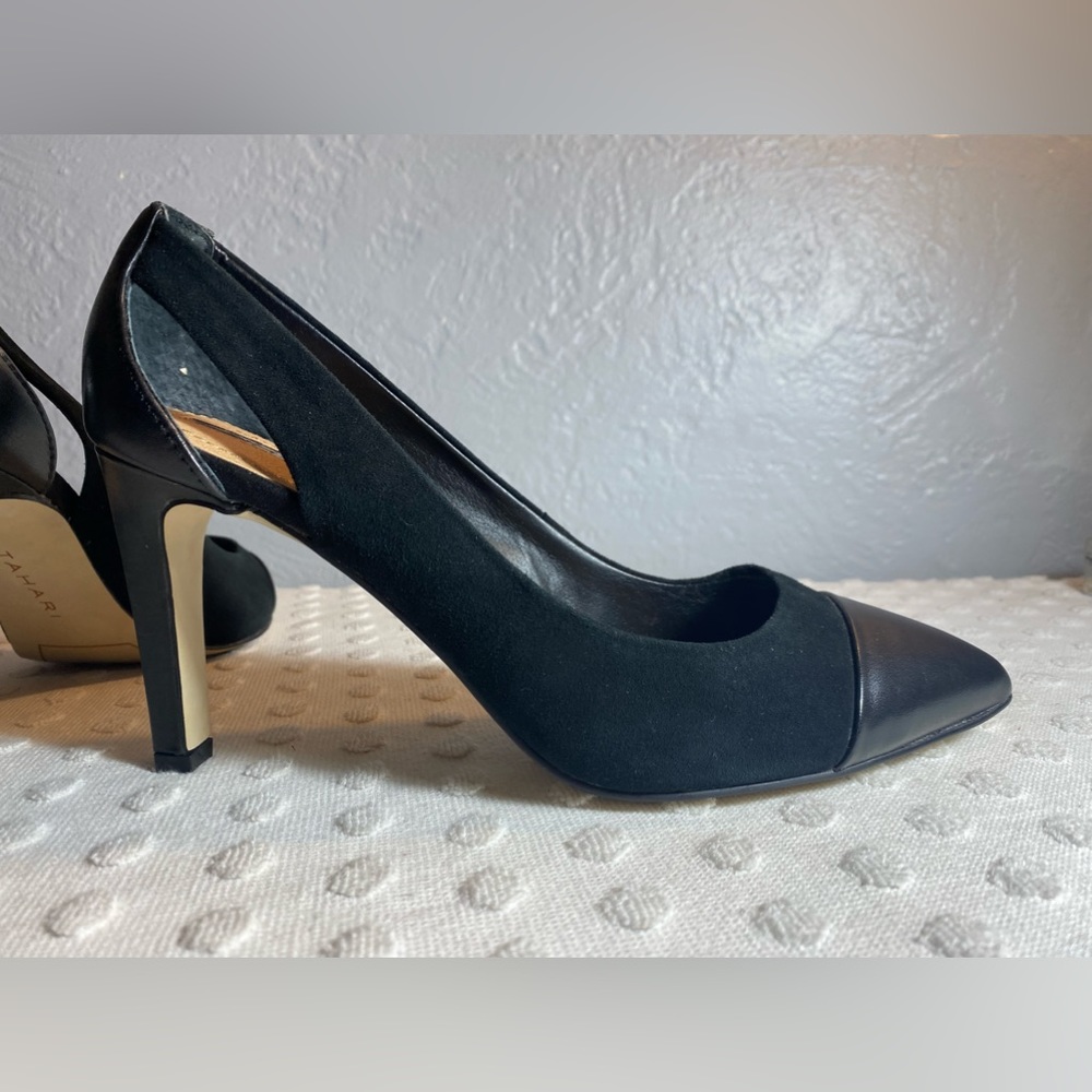 TAHARI Stella Black Suede/Leather Cap Toe Heel